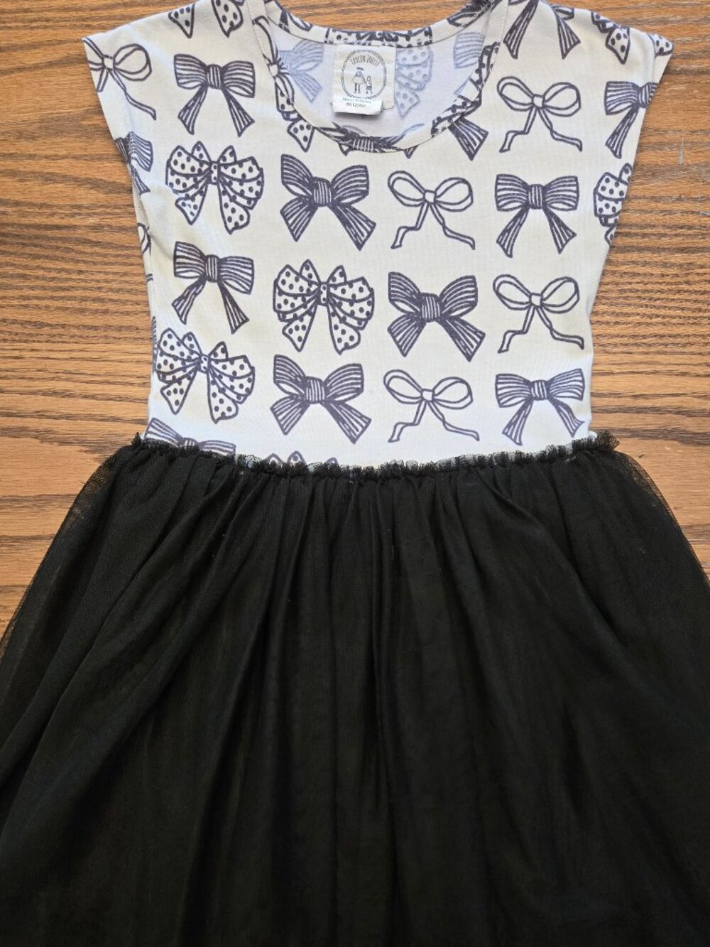 Taylor Joelle White Black Bow Tulle Dress - Girls Size 6.